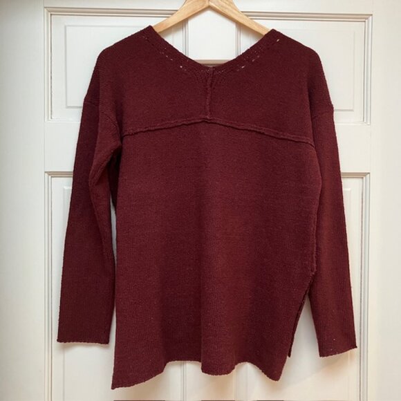 ASTR The Label Maroon Lace up V neck long sleeve sweater S - Picture 3 of 7